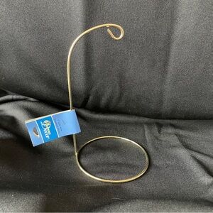 Darice Gold Ornament Holder Stand